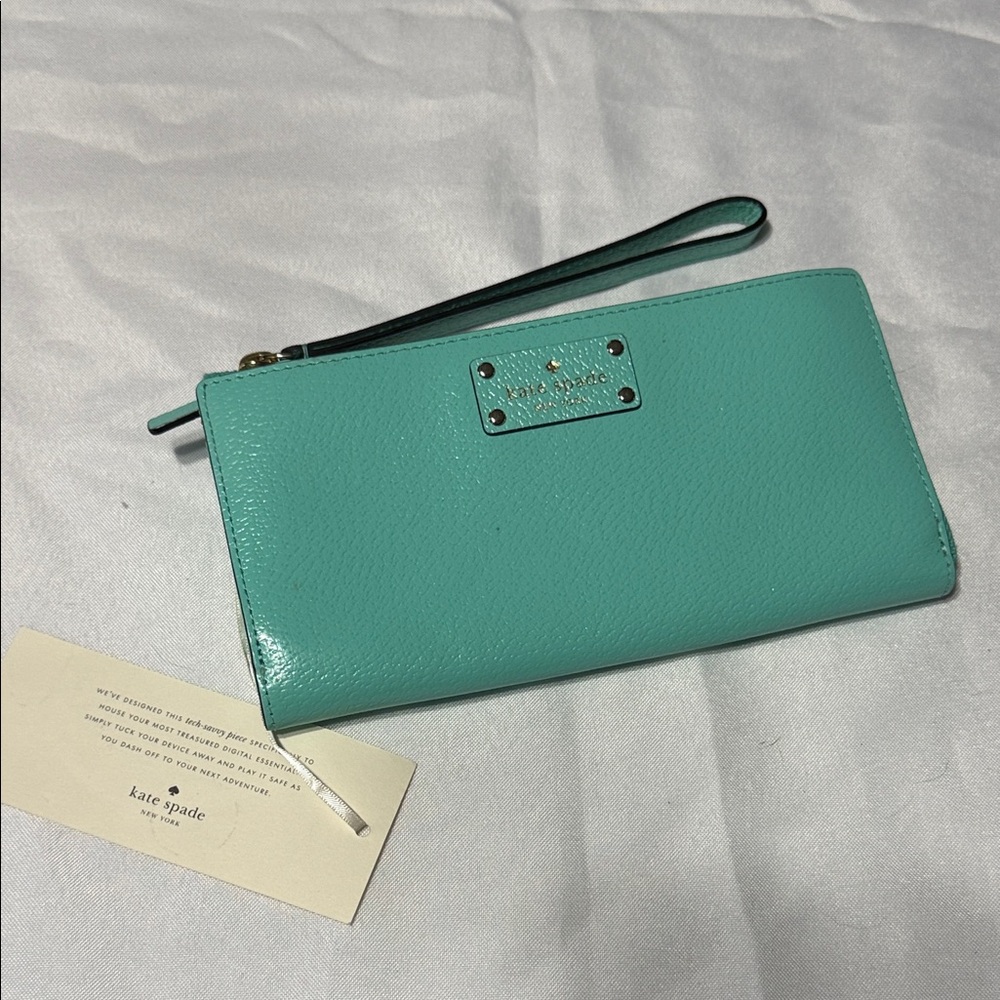 Kate Spade Aqua Wristlet